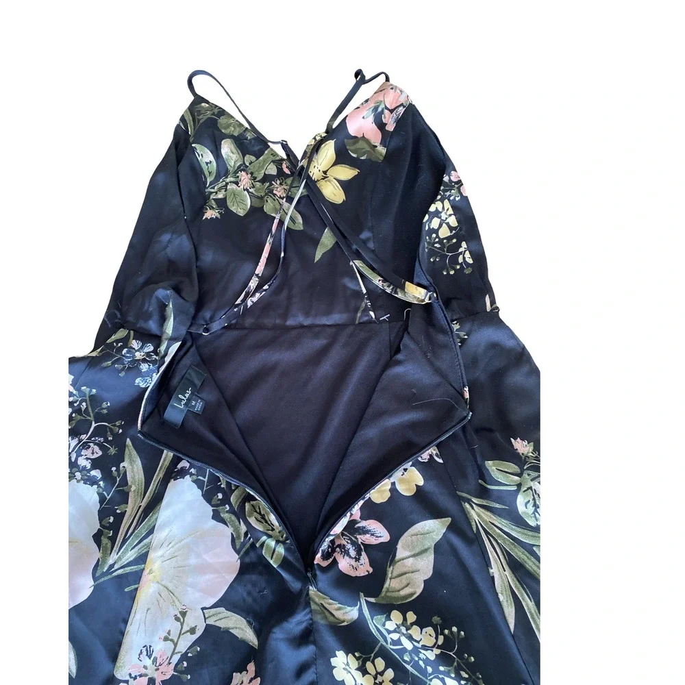 Lulu's Black Floral Maxi Dress with slit. Size medium - Picture 10 of 13